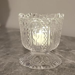 VINTAGE AVON FOSTORIA CLEAR GLASS